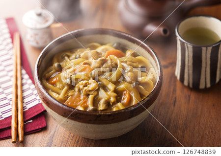 Curry udon Curry udon 126748839
