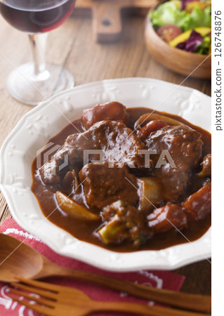 燉牛肉 126748876
