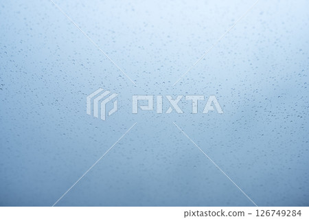 下雨天 水滴 雨季 初夏 五月 六月 車窗 車窗 126749284