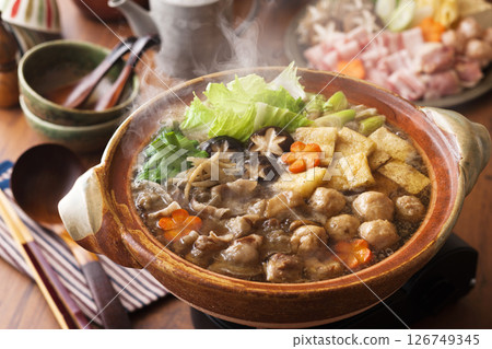 Chanko Nabe 126749345