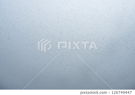 下雨天 水滴 雨季 初夏 五月 六月 車窗 車窗 下雨天 水滴 雨季 初夏 五月 六月 車窗 車窗 126749447