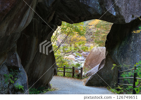 National Special Place of Scenic Beauty: Shosenkyo Sekimon Autumn Leaves 126749651