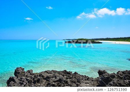 Yoronjima Okanehisa coast 126751390