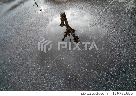 瀝青水坑 126751699