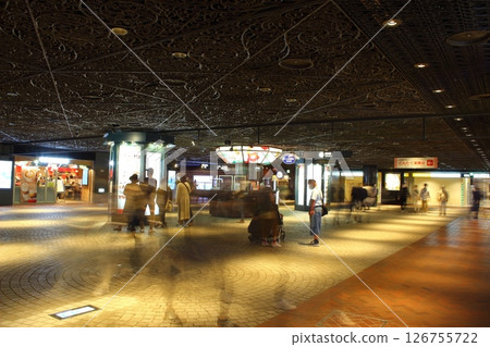 [Fukuoka City] Tenjin Underground Shopping Center 126755722