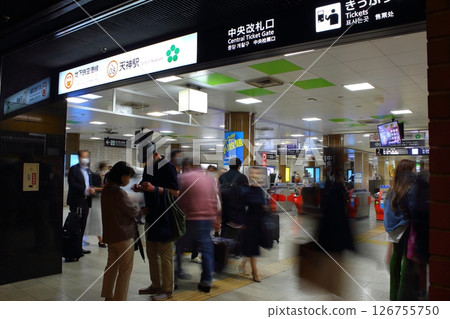 [福岡市] 福岡市營地鐵天神站中央檢票口 126755750