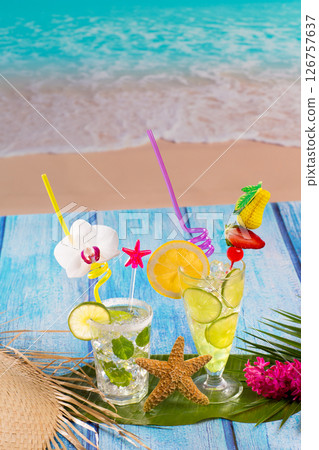 Mojito and lemon lime Cocktails in tropical blue wood 126757637