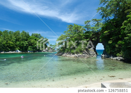 Seaside stroll 126758851