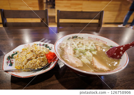 Niboshi ramen and fried rice set Niboshi ramen and fried rice set 126758906