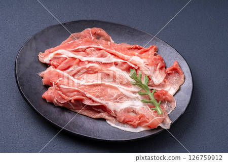 涮涮鍋用的豬大腿肉 126759912