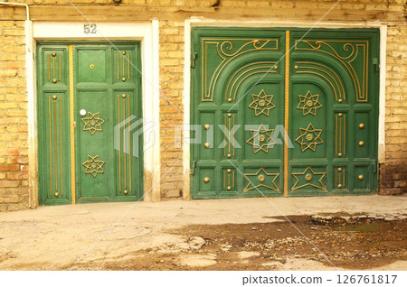 Green decorative door, Bukhara, Uzbekistan Green decorative door, Bukhara, Uzbekistan 126761817