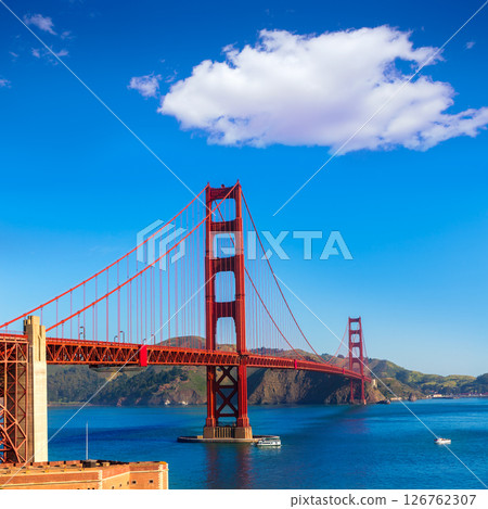 Golden Gate Bridge San Francisco from Presidio California 126762307