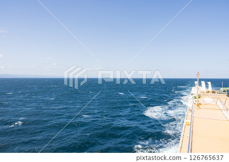 View of the Pacific Ocean from a ferry 126765637