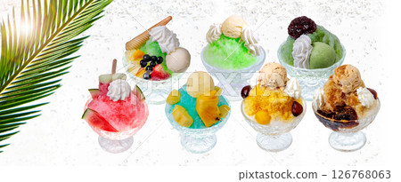 冰涼的夏天刨冰甜點 冰涼的夏天刨冰甜點 126768063