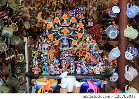 坎昆，墨西哥首屈一指的度假勝地，以其蔚藍的大海和潔白的沙灘而受到全世界人民的喜愛！全包飯店住宿 126769032