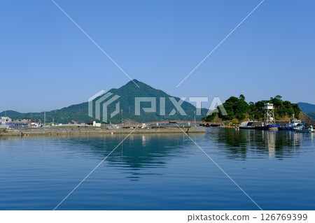 View from Wada Fishing Port, Aobayama, Wakasa, Fukui Prefecture View from Wada Fishing Port, Aobayama, Wakasa, Fukui Prefecture 126769399