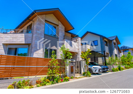 沒有電線桿的安靜住宅區 126771083