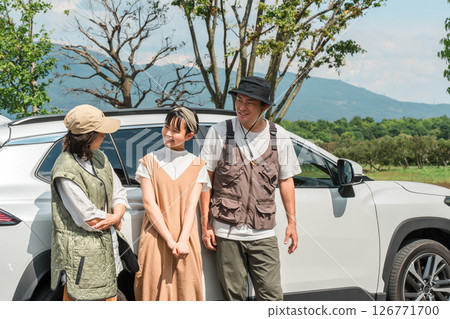 Drive, family trip, family traveling by car 126771700