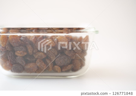 提升您的烹飪品味—果味土耳其蘇丹娜葡萄乾 126771848