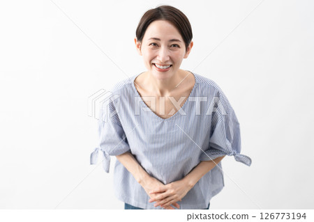 Woman in casual clothes lifestyle image Woman in casual clothes lifestyle image 126773194