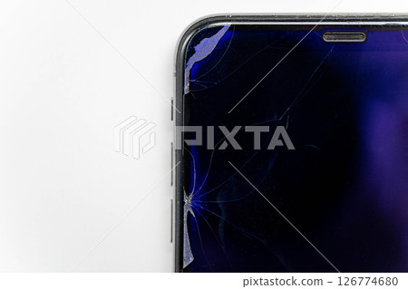 智能手機屏幕壞了 智能手機屏幕壞了 126774680