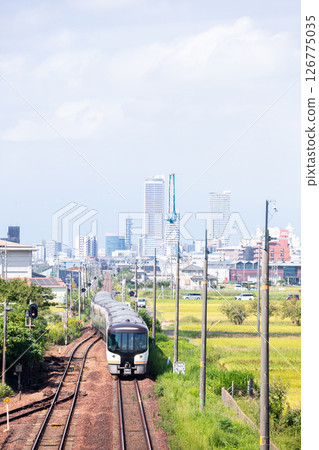 【高山本線】途經長森站的長型飛鎢特快列車 126775035