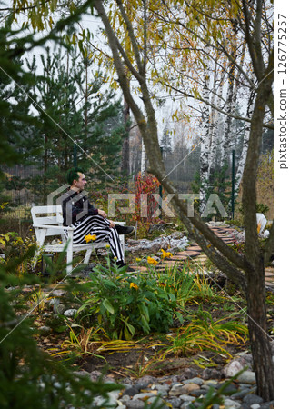 Embracing Solitude in Nature A Truly Peaceful Retreat from the Bustling World Around You Embracing Solitude in Nature A Truly Peaceful Retreat from the Bustling World Around You 126775257