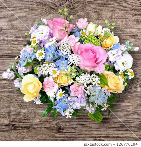 各種顏色的花束 各種顏色的花束 126776194