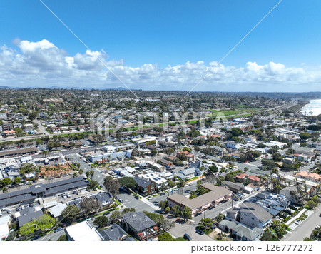 Aerial view of Encinitas town in San Diego, South California 126777272
