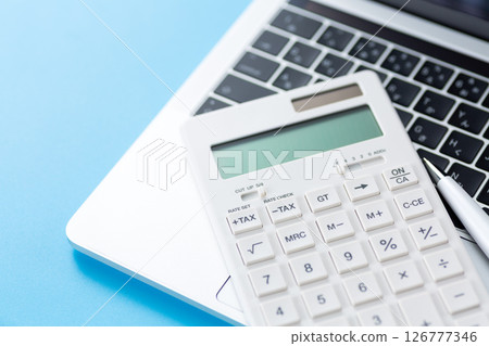 laptop  126777346