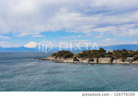 Mount Fuji and Araki Coast (Yokosuka City, Kanagawa Prefecture) 126778109