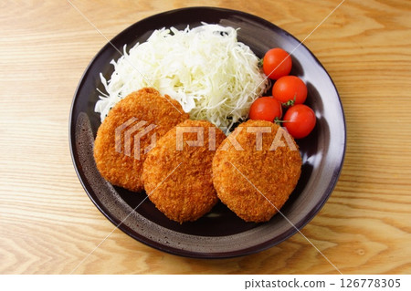 Delicious looking croquettes Delicious looking croquettes 126778305