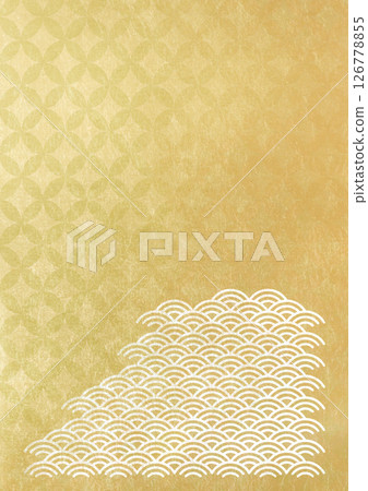 Textured Japanese pattern background of Shippo pattern and Seigaiha (background material) Gold leaf and white 126778855