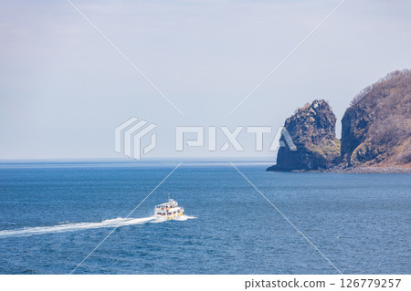 Pleasure boat tour of the Sea of Okhotsk and the Shiretoko Peninsula Pleasure boat tour of the Sea of Okhotsk and the Shiretoko Peninsula 126779257