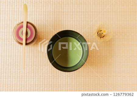 抹茶和茶具 126779362