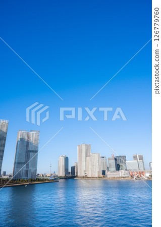 A high-rise condominium in the bay area of Harumi and Toyosu, Chuo Ward, Tokyo 126779760