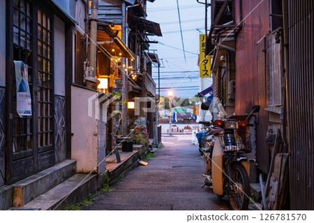 <Hiroshima Prefecture> Scenery of the back alleys of Onomichi 126781570