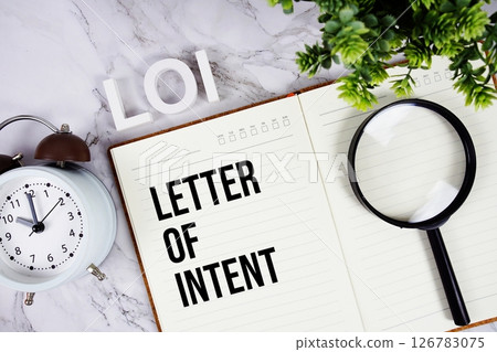 LOI - Letter of Intent acronym on notepad, Business concept background 126783075