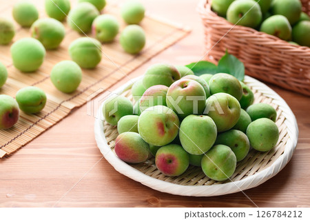 Green plum (Kishu Nanko plum) 126784212