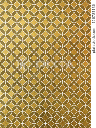 A calming Japanese pattern background of gold leaf with Shippo pattern (background material) Gold leaf 126785186