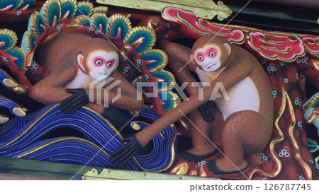 日光市 日光東照宮 新久屋 猴子雕塑 日光市 日光東照宮 新久屋 猴子雕塑 126787745