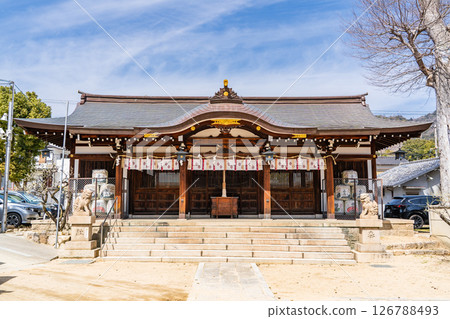 神戶市東灘區西岡本大日神社參拜殿（大日神） 126788493