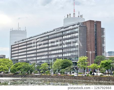 Palace Side Building (Hitotsubashi, Chiyoda Ward. Mainichi Newspapers headquarters, Japan Baseball Association, Mynavi headquarters, etc.) Palace Side Building (Hitotsubashi, Chiyoda Ward. Mainichi Newspapers headquarters, Japan Baseball Association, Mynavi headquarters, etc.) 126792668
