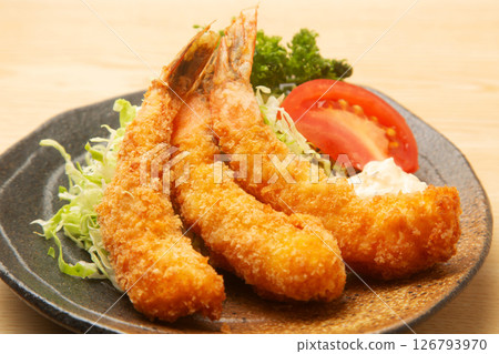 Fried shrimp 126793970