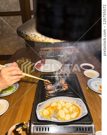 烤肉和煙熏 烤肉和煙熏 126795072