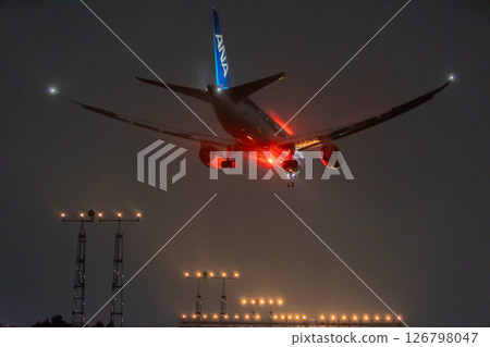 機場夜景 126798047