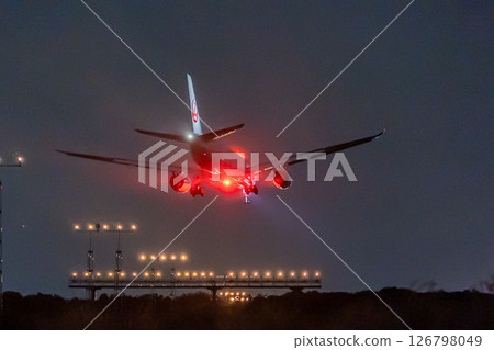 機場夜景 126798049