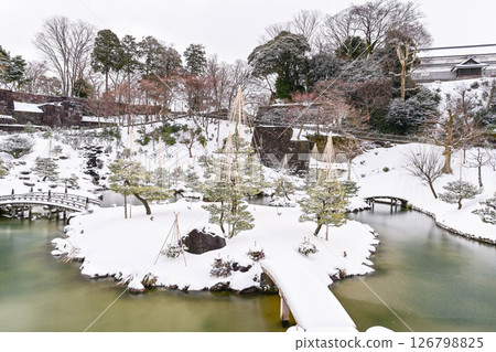 Snowscape of Kanazawa Castle Gyokuseninmaru Garden Snowscape of Kanazawa Castle Gyokuseninmaru Garden 126798825
