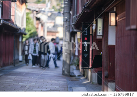 Spring view of Higashi Chaya district Spring view of Higashi Chaya district 126799917