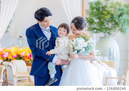 年輕的家庭，幸福，家庭形象 126800240